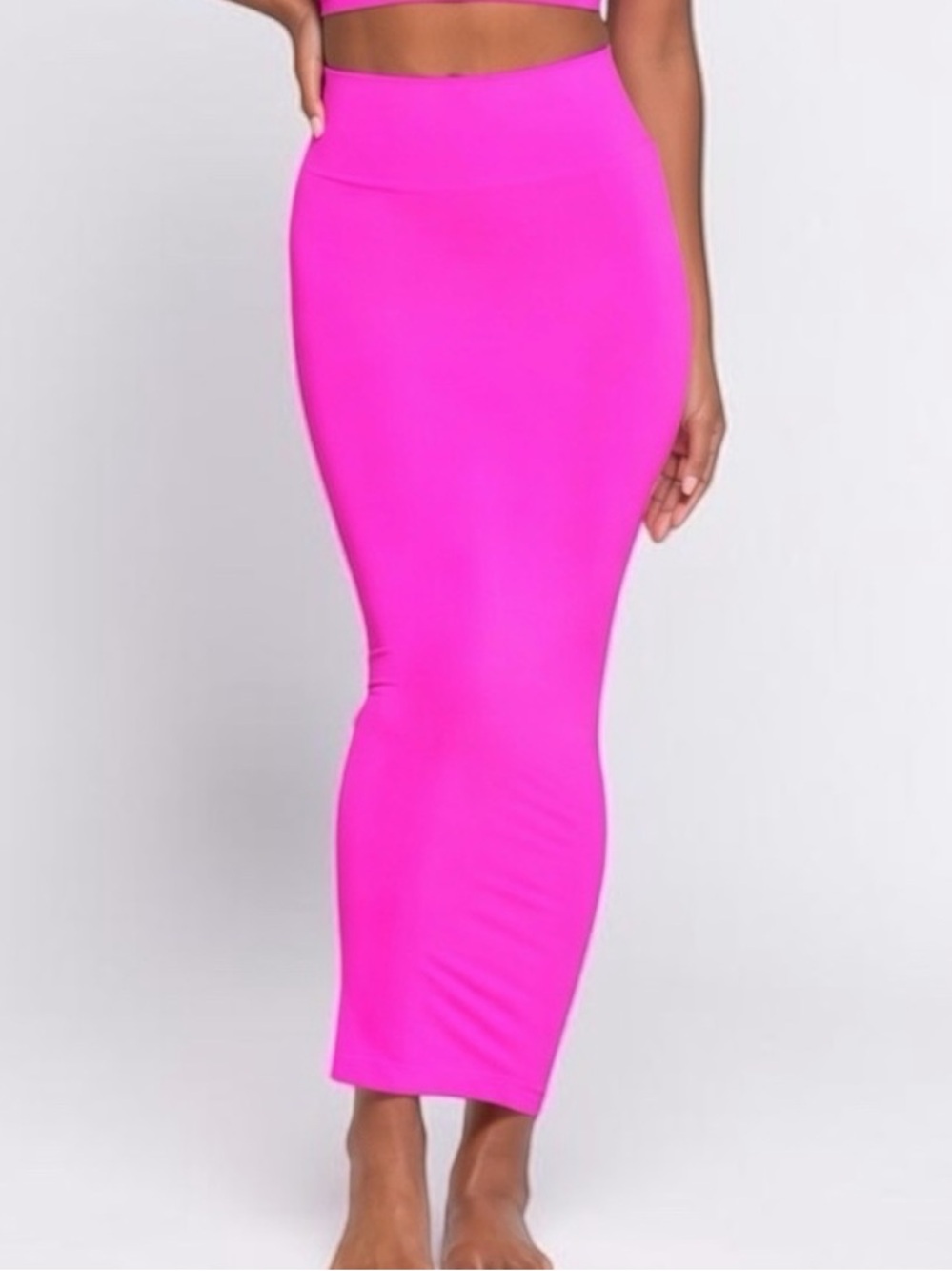 SKIMS Soft Smoothing Seamless Long Tube Skirt | Fuchsia | 3x